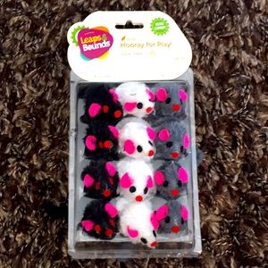 Leaps & Bounds Catnip Furry Mice 12 Pack Brand New In Package
